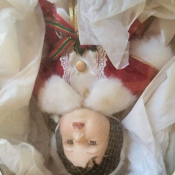 Vanessa Ricardi Collection Limited 1998 Handmade/Handpainted Porcelain Doll - Picture 2 of 16